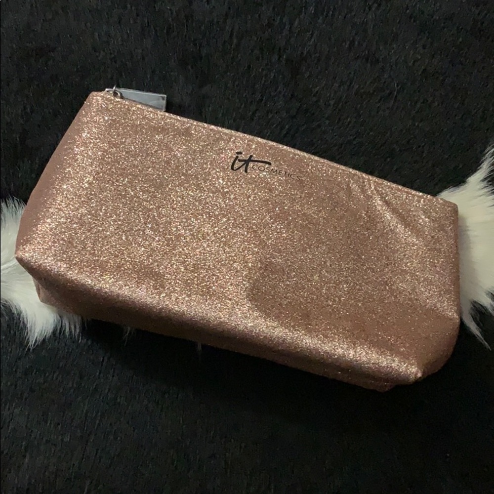it cosmetics case - Picture 2 of 7